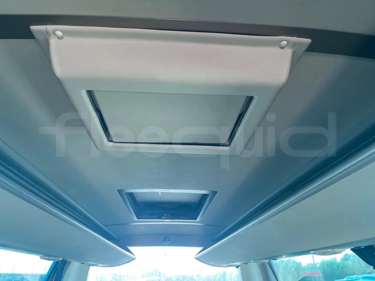 Man Noge TITANIUM - Euro4 - 353kW - 13.980mt - roof hatch 1