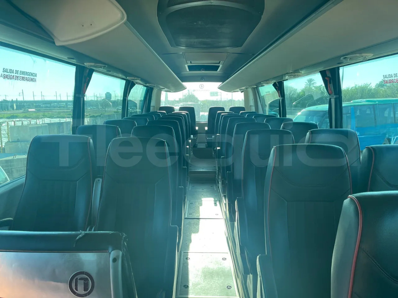 Man Noge TITANIUM - Euro4 - 353kW - 13.980mt - reverse view middle aisle