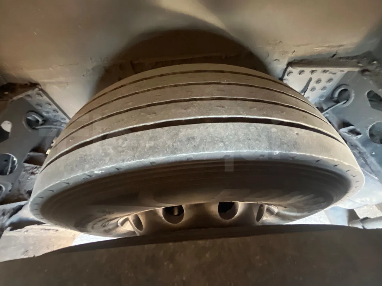 Man Noge TITANIUM - Euro4 - 353kW - 13.980mt - axle 3 air springs 2 right