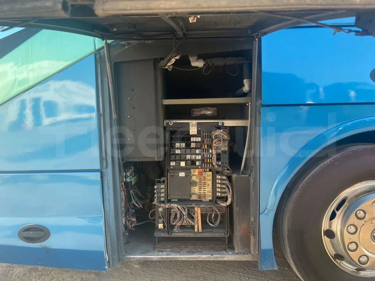 Man Noge TITANIUM - Euro4 - 353kW - 13.980mt - left side photo