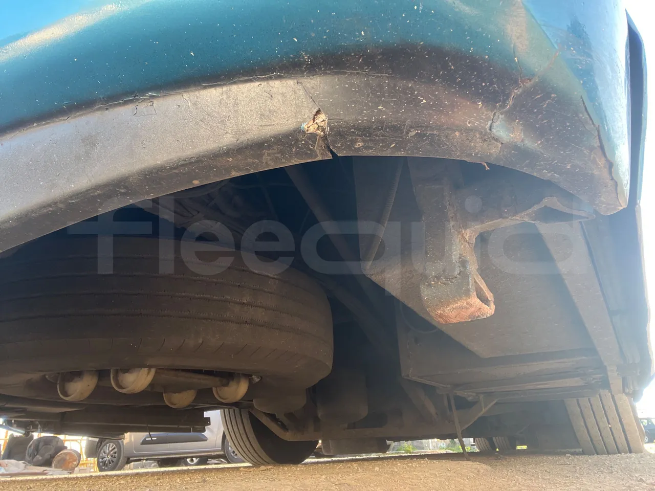 Man Noge TITANIUM - Euro4 - 353kW - 13.980mt - front axle left side