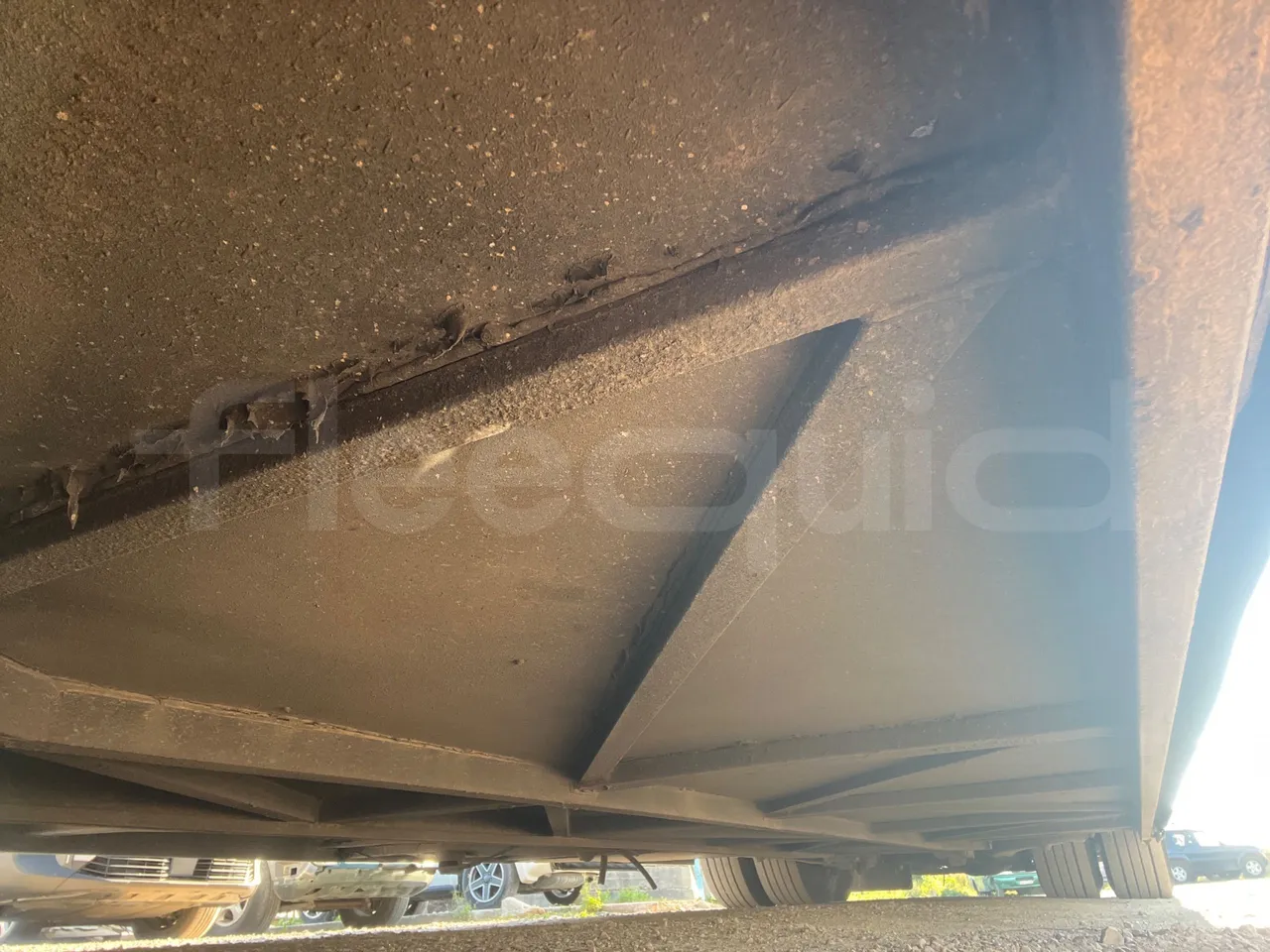 Man Noge TITANIUM - Euro4 - 353kW - 13.980mt - central undercarriage photo