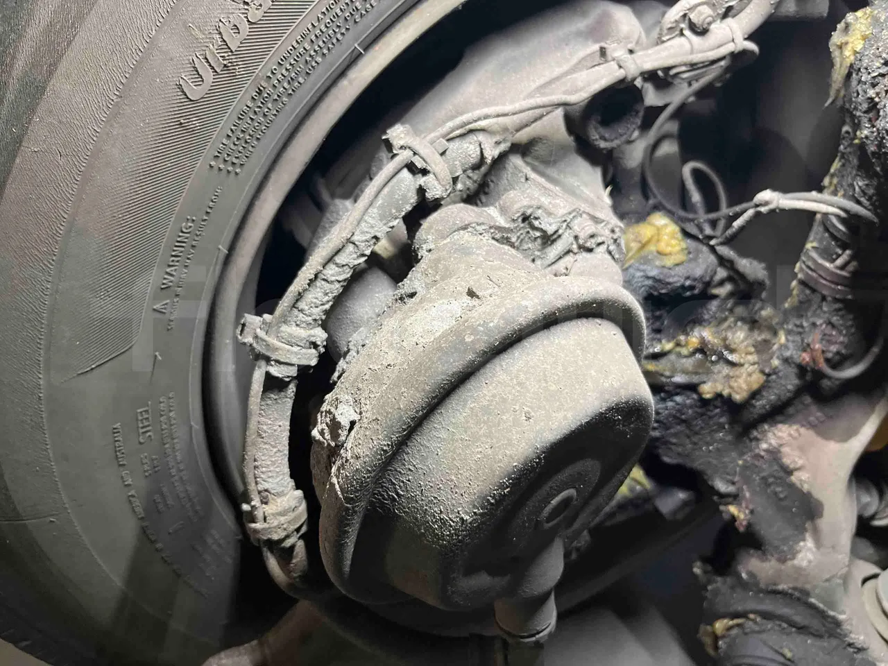 Mercedes-Benz Citaro G - First Axle Brake Calipers Right Side