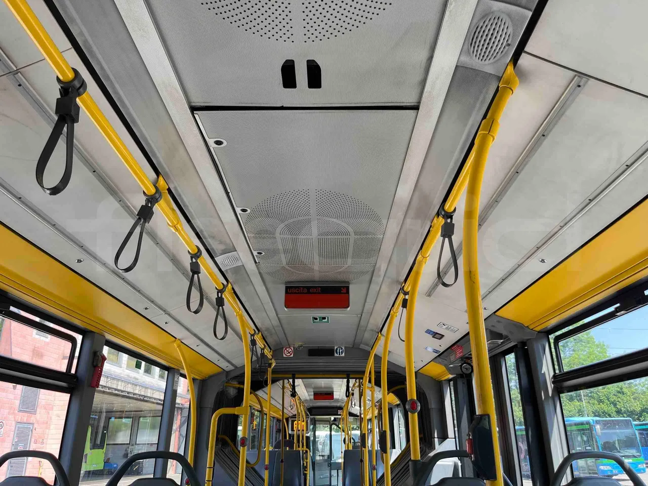 Mercedes-Benz Citaro G - Overhead Compartments