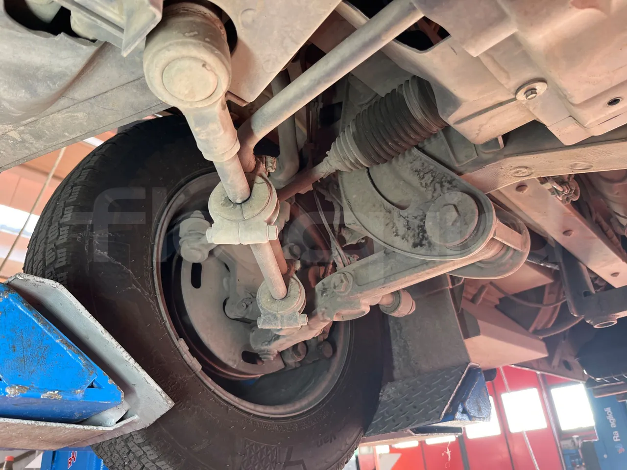 Iveco Daily A50/S34/VI - EUR6 - 110kW - 7.498m - front axle right side