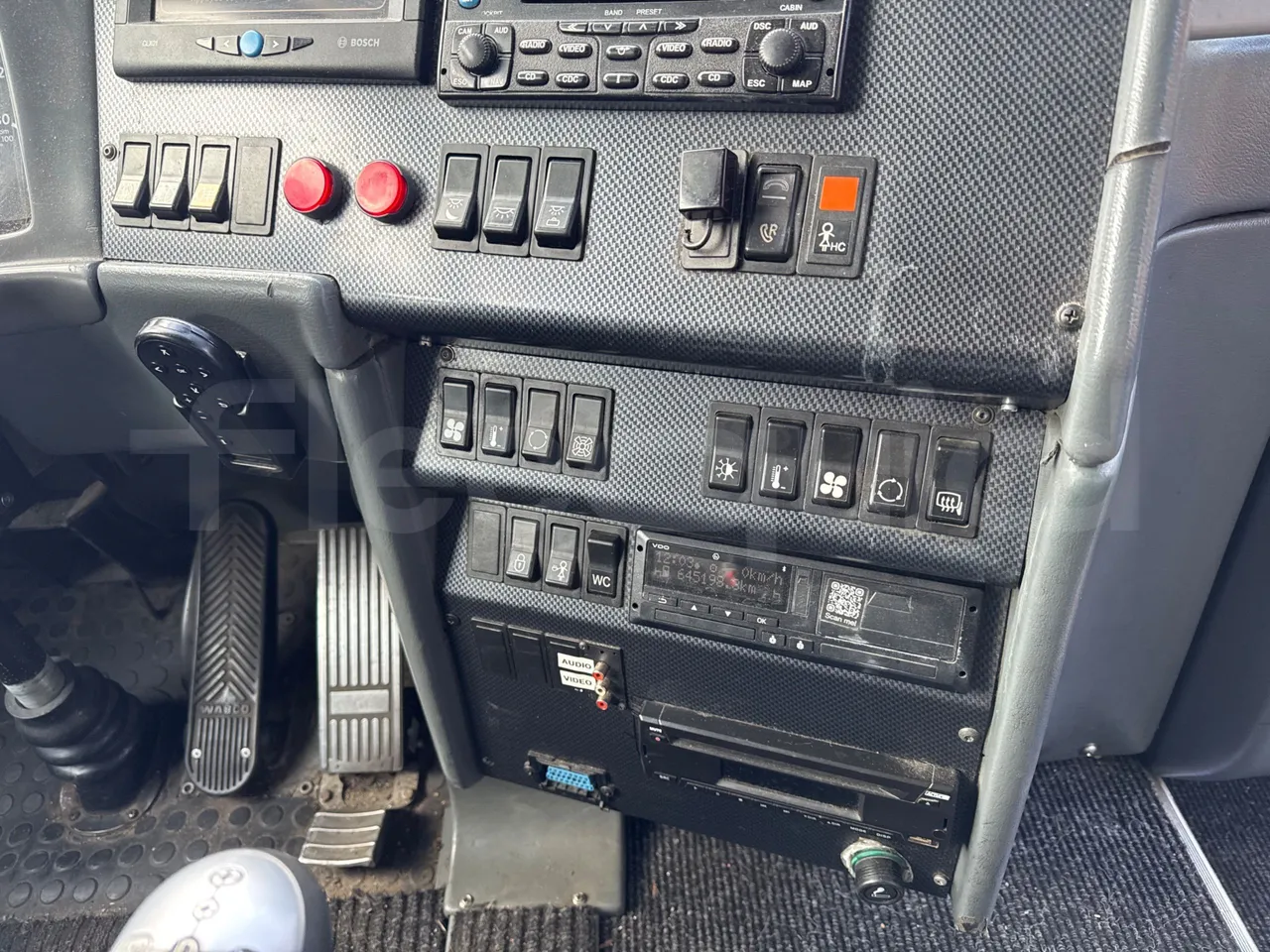 Van Hool Alicron T916 - EUR5 - 266kW -13m - onboard devices 2