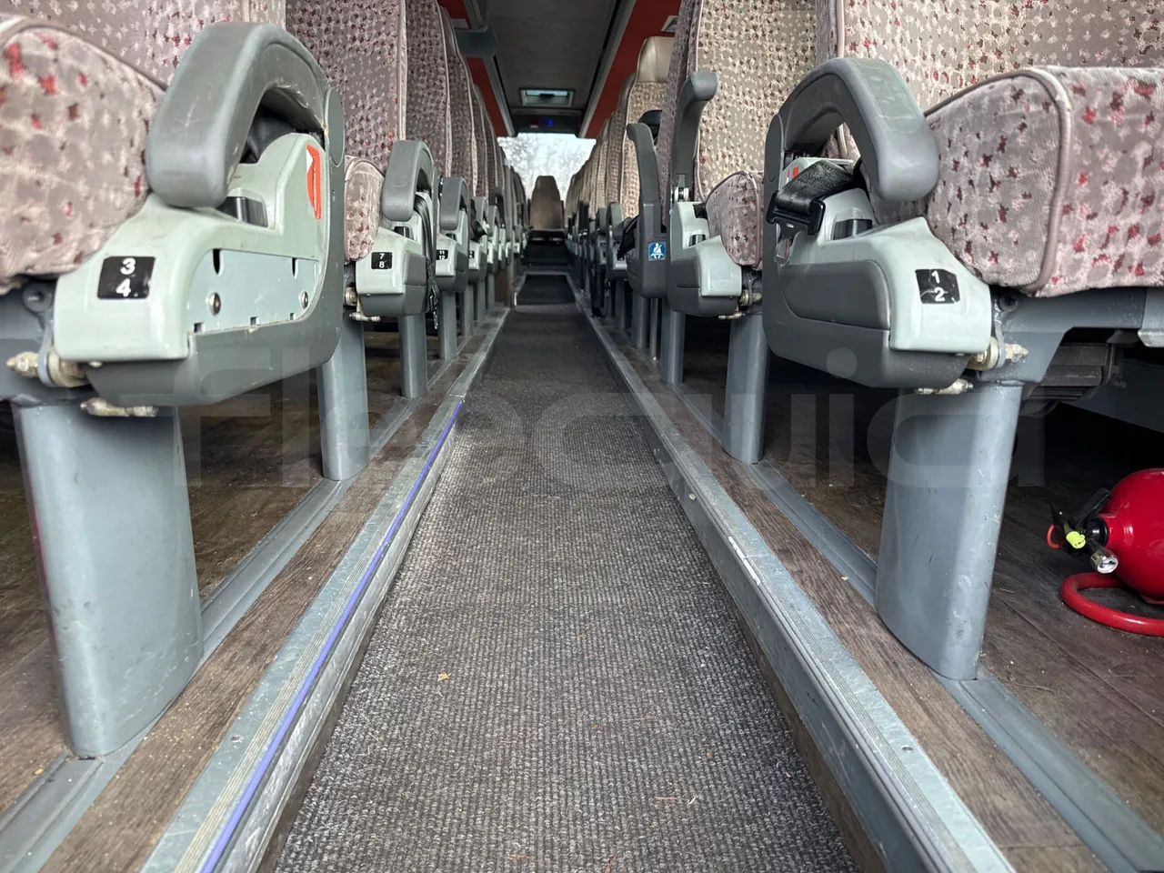 Van Hool Alicron T916 - EUR5 - 266kW -13m - seat brackets photo