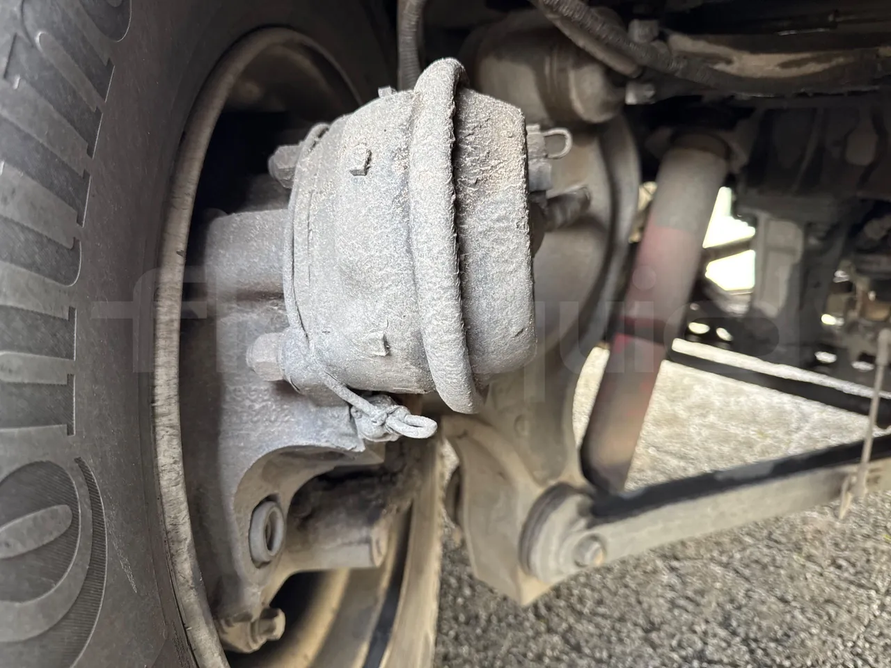 Van Hool Alicron T916 - EUR5 - 266kW -13m - front discs right