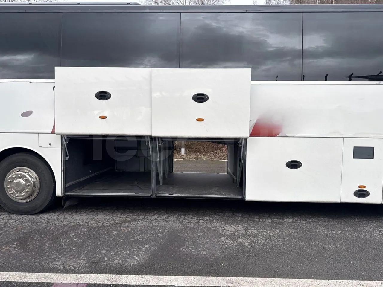 Van Hool Alicron T916 - EUR5 - 266kW -13m - luggage rack photo