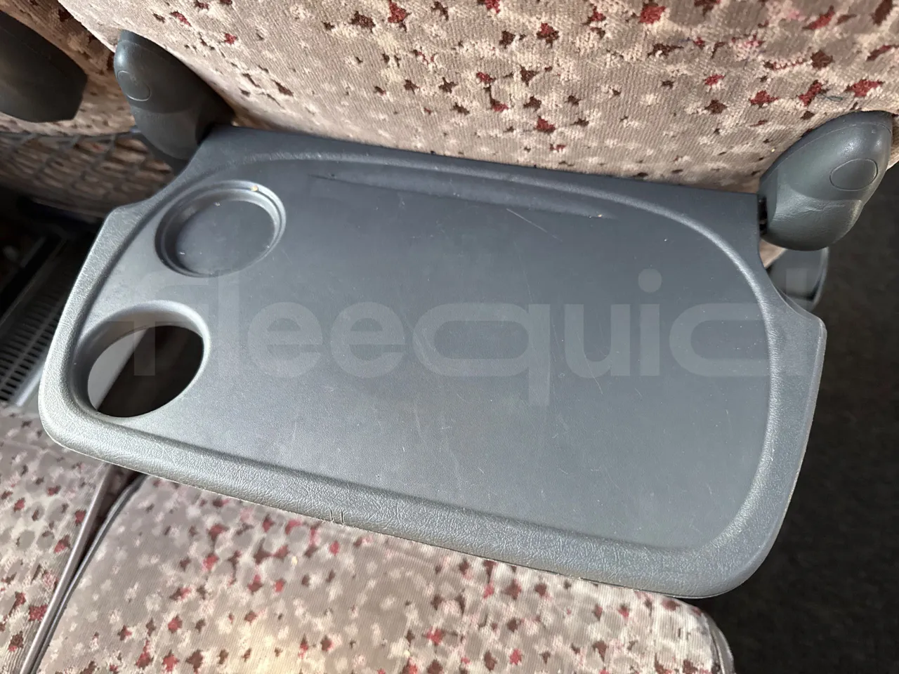 Van Hool Alicron T916 - EUR5 - 266kW -13m - table detail photo