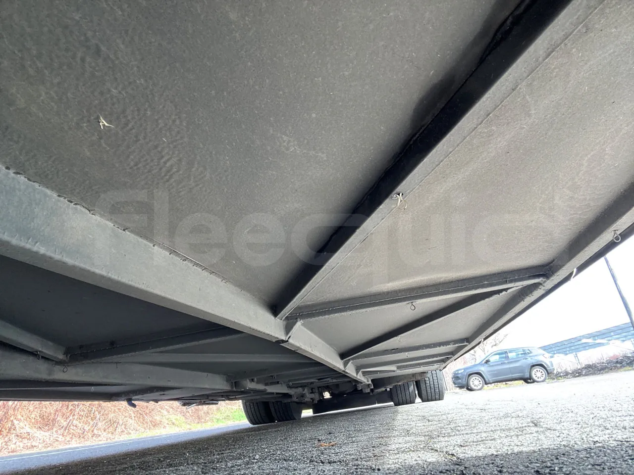 Van Hool Alicron T916 - EUR5 - 266kW -13m - central undercarriage photo