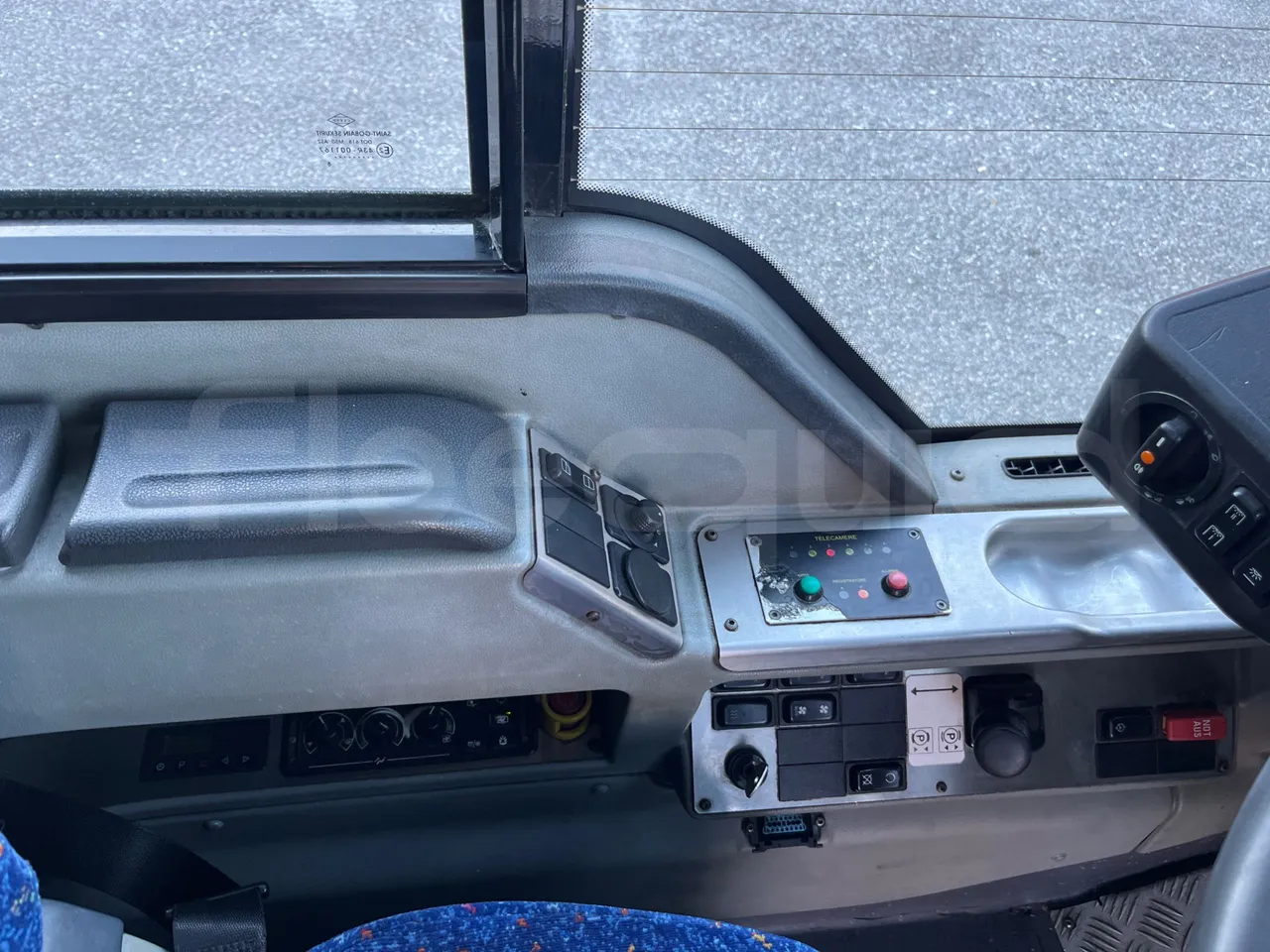 Mercedes-Benz O 530 G- 3P - Euro5 - 260kW - 17.940mt - radio accessories photo