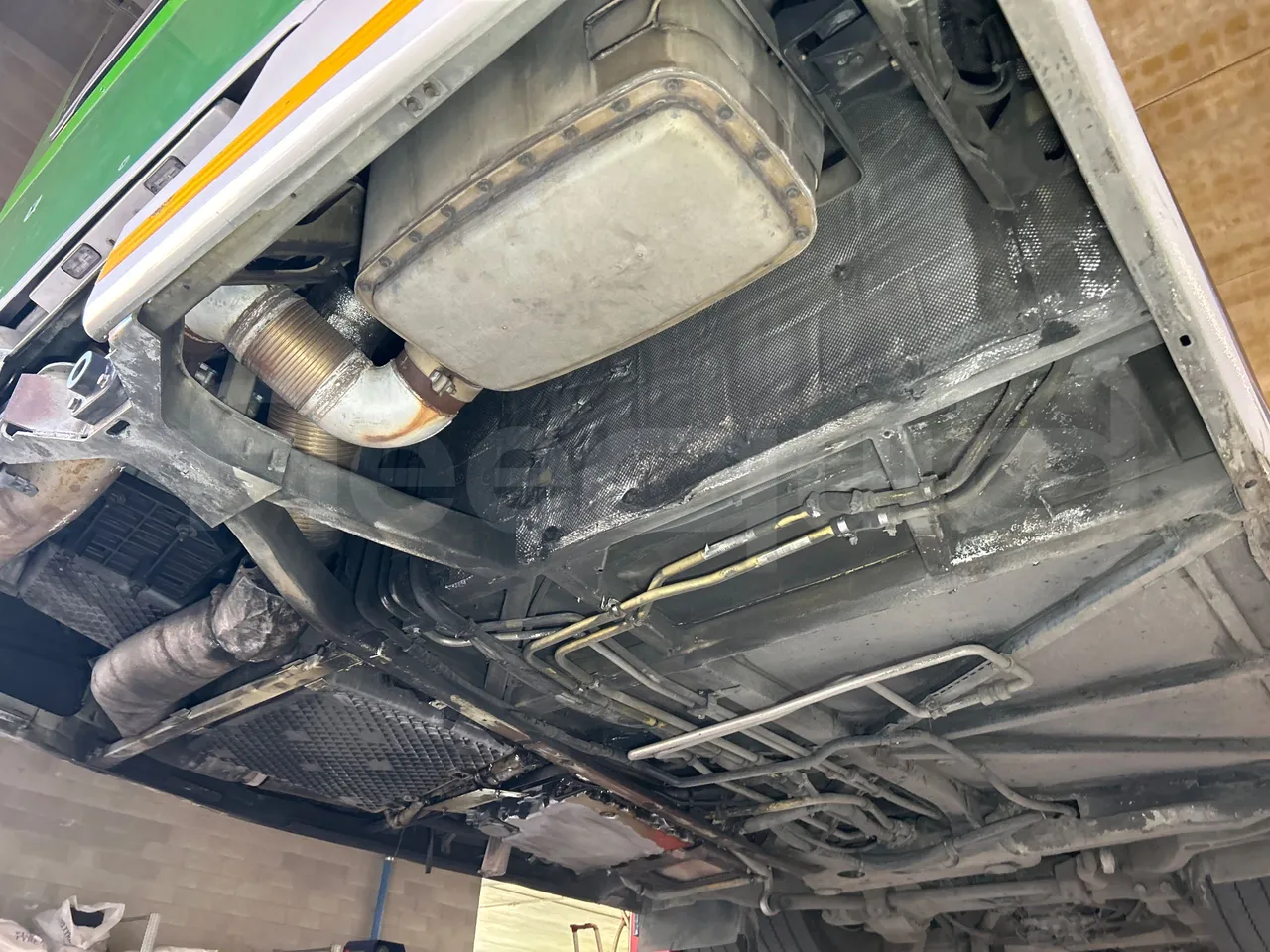 Mercedes-Benz O 530 G- 3P - Euro5 - 260kW - 17.940mt - exhaust photo