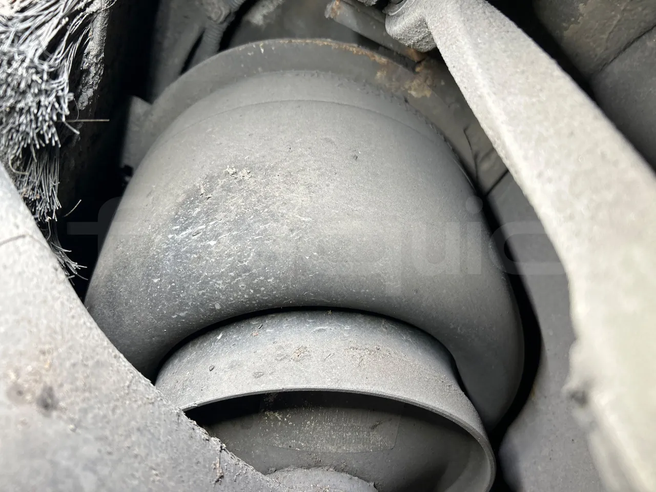 Mercedes-Benz O 530 G- 3P - Euro5 - 260kW - 17.940mt - axle 3 air springs 2 right