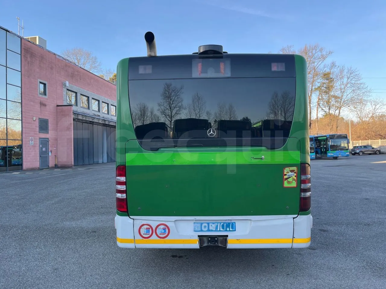 Mercedes-Benz O 530 G- 3P - Euro5 - 260kW - 17.940mt - rear hatch closed
