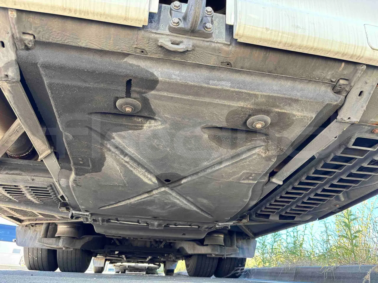 Setra S515 - engine without protection