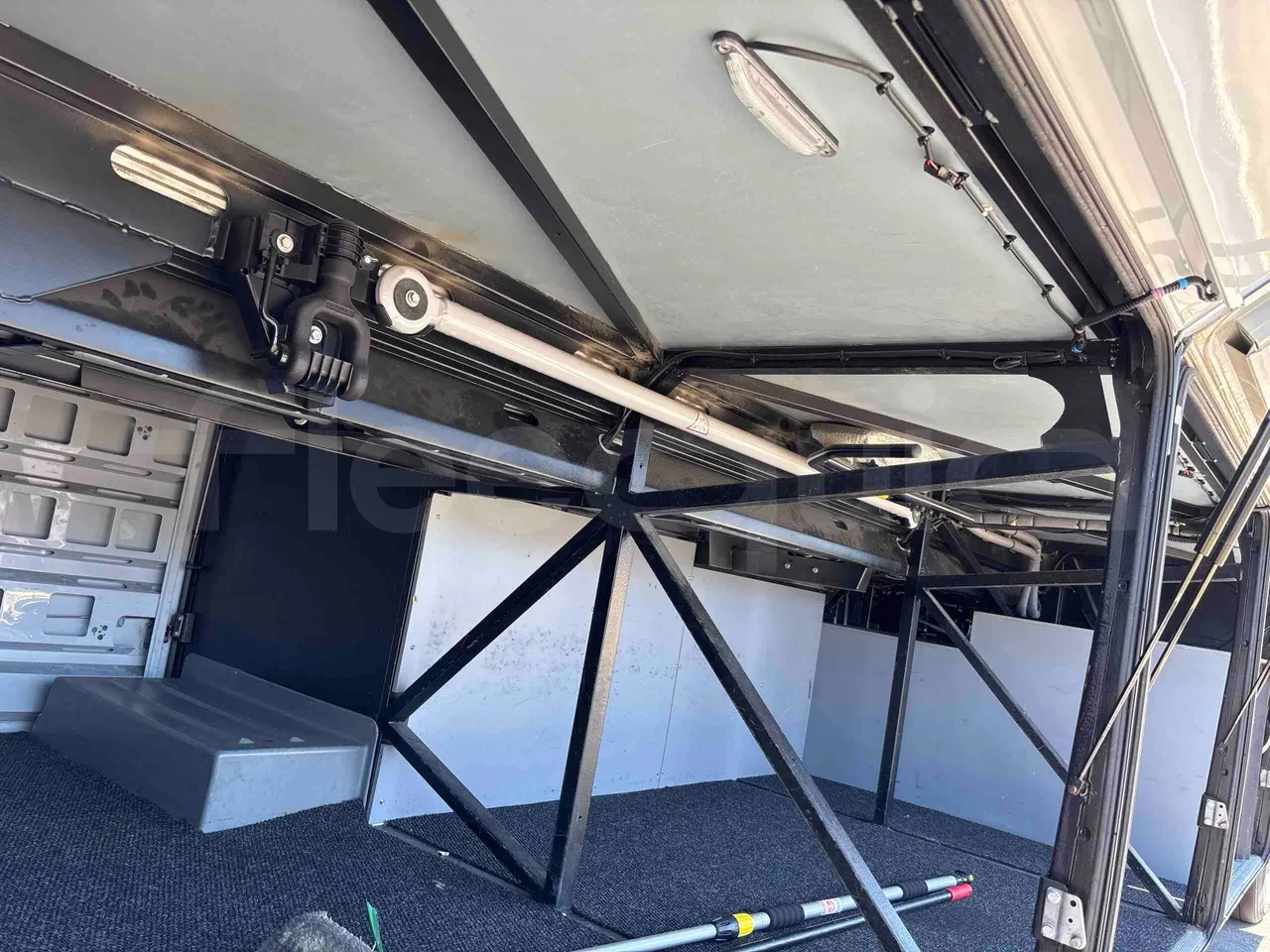 Setra S515 - internal frame rust check
