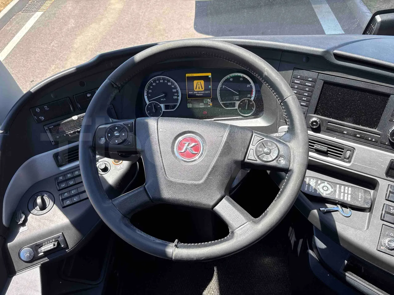 Setra S515 - steering wheel photo