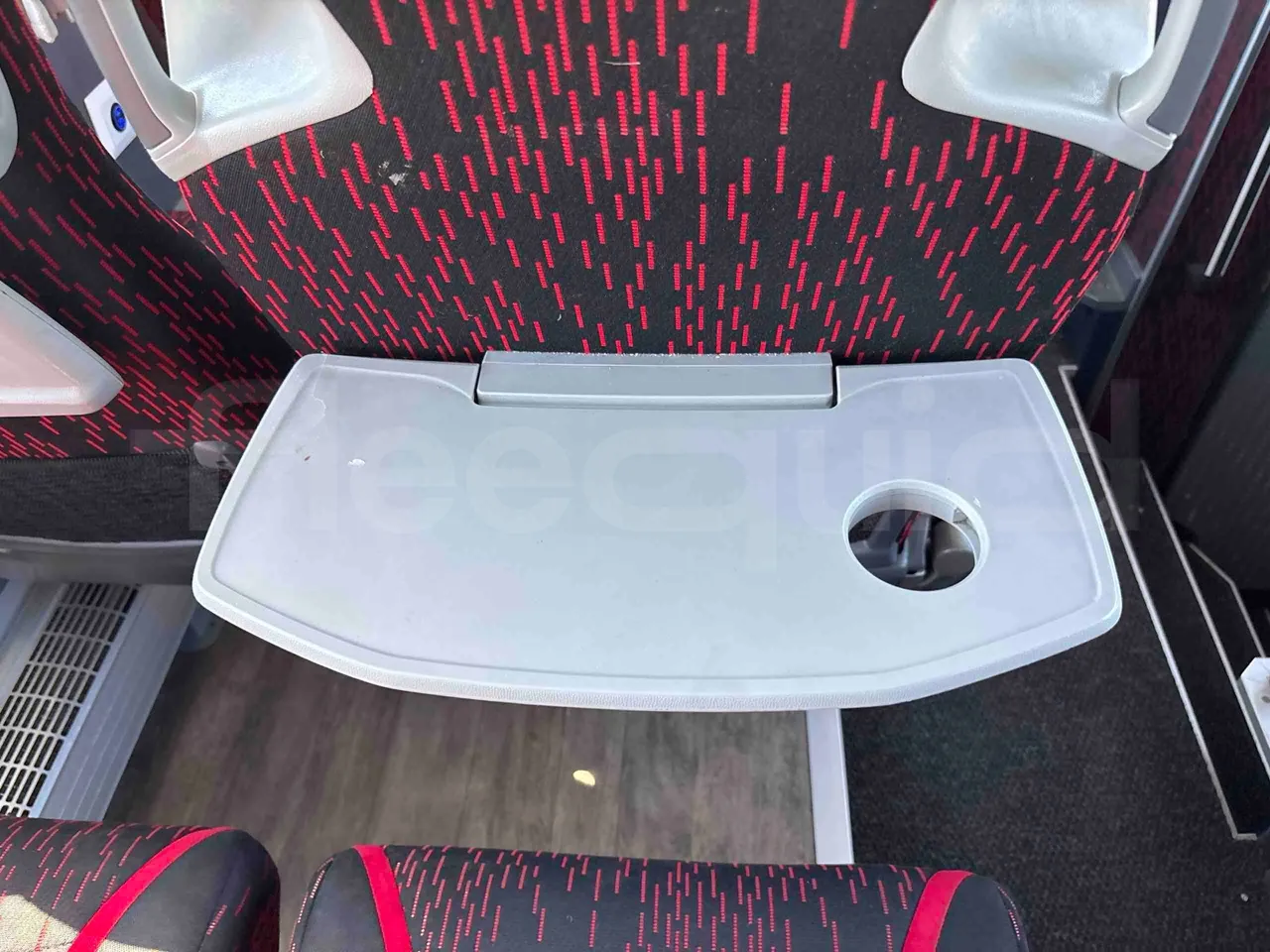 Setra S515 - table detail photo