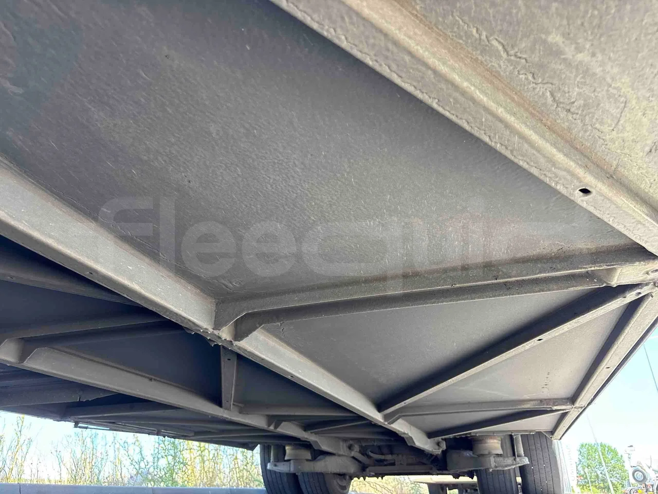 Setra S515 - central undercarriage photo