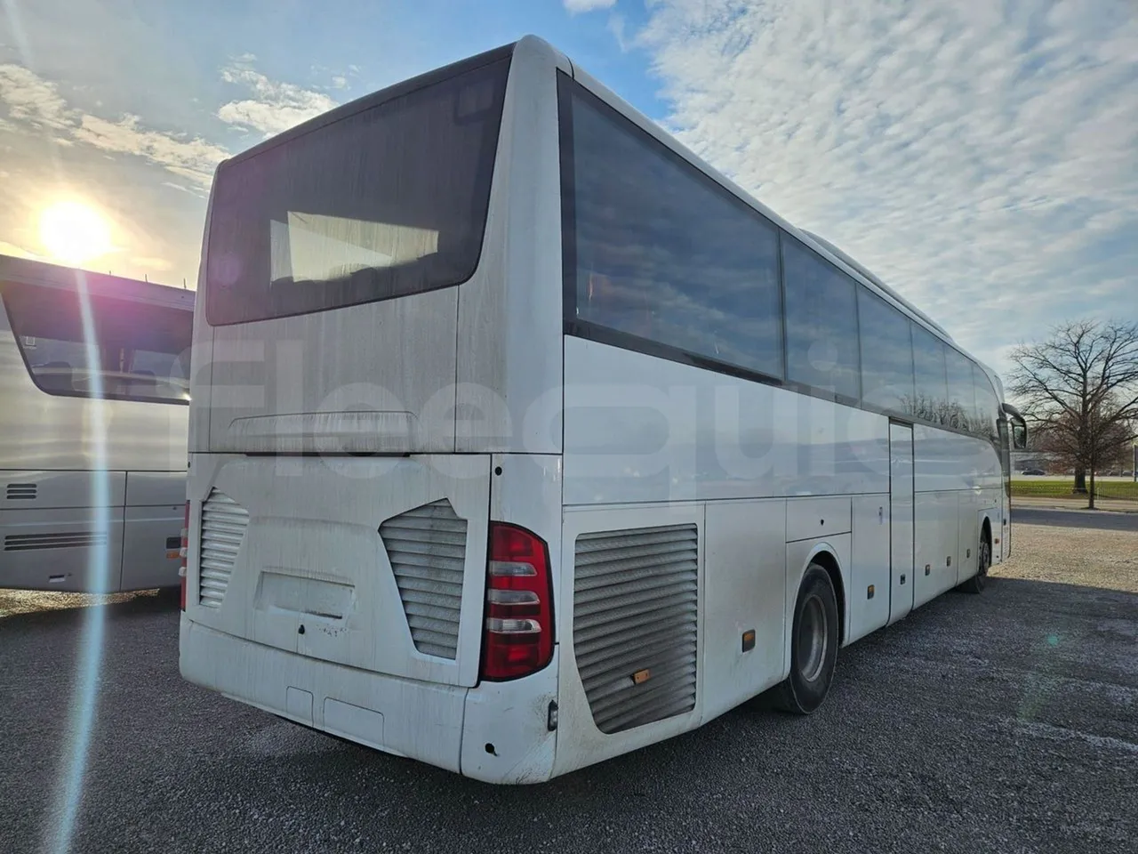 Mercedes-Benz Tourismo RHD 632 01 - EUR6 - 290kW - 12.140m - 3/4 right rear doors closed