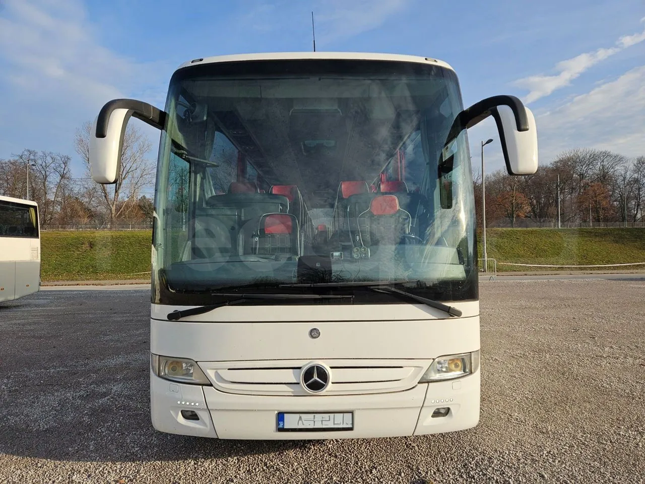 Mercedes-Benz Tourismo RHD 632 01 - EUR6 - 290kW - 12.140m - front photo