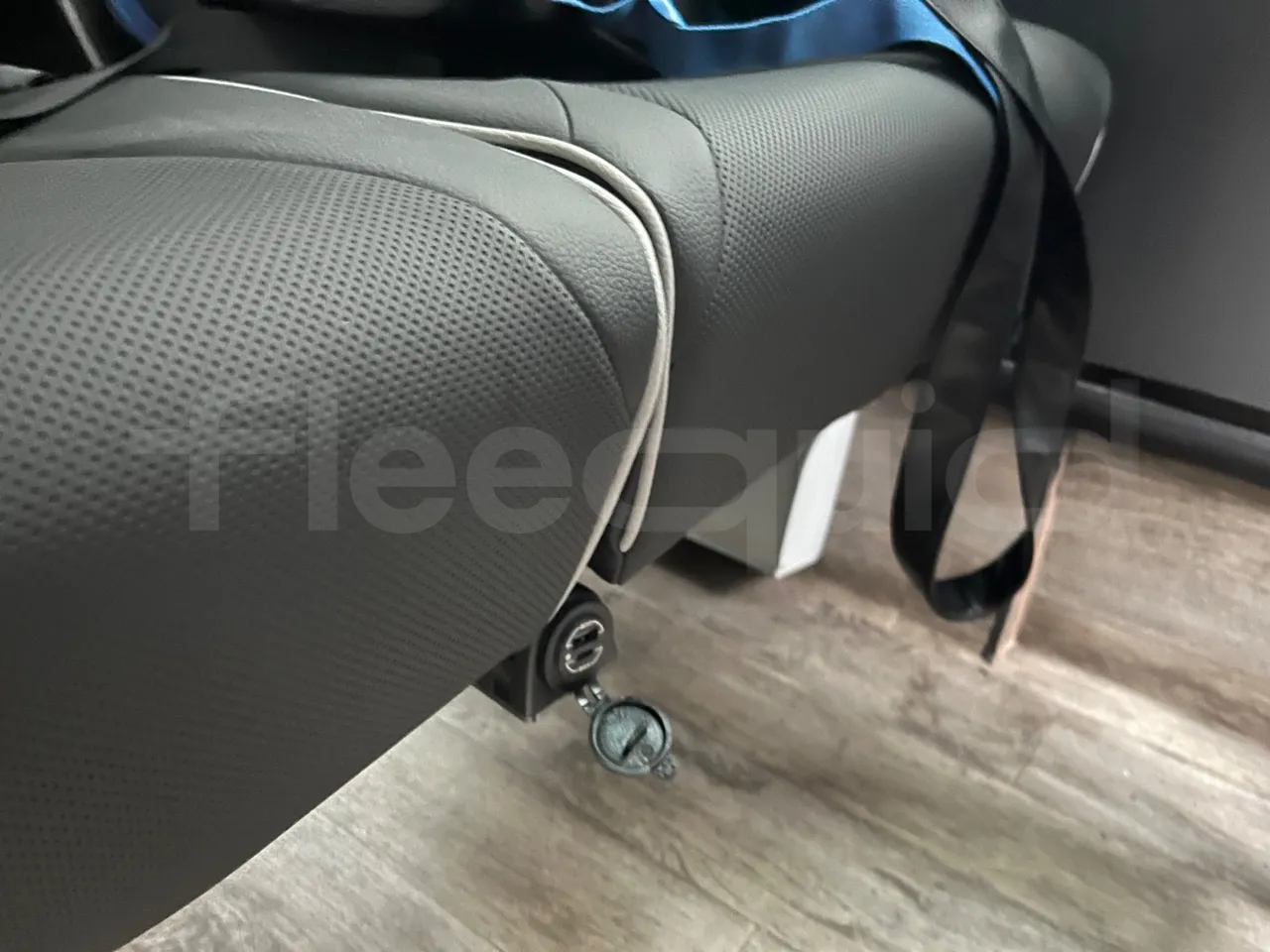 Iveco Indcar Wing/ Euro 6 - 152 Kw - 8.524 Mt - power outlets detail