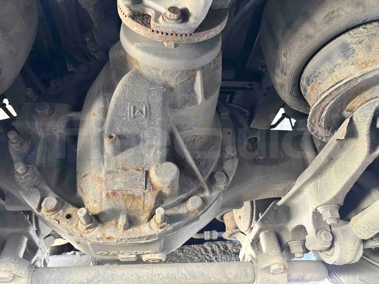 Volvo 8900LE B7R - EUR5 - 213kW - 12.097m - differential photo