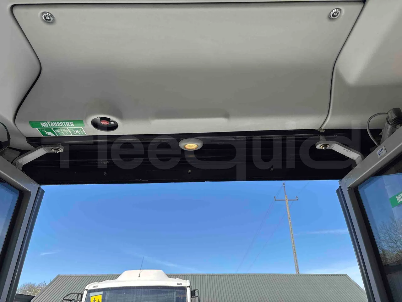 Volvo 8900LE B7R - EUR5 - 213kW - 12.097m - door mechanism photo