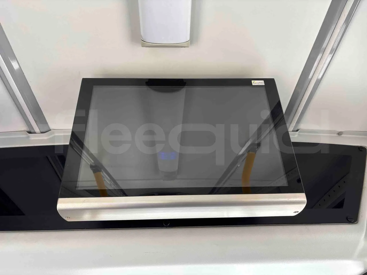 Volvo 8900LE B7R - EUR5 - 213kW - 12.097m - monitor detail photo
