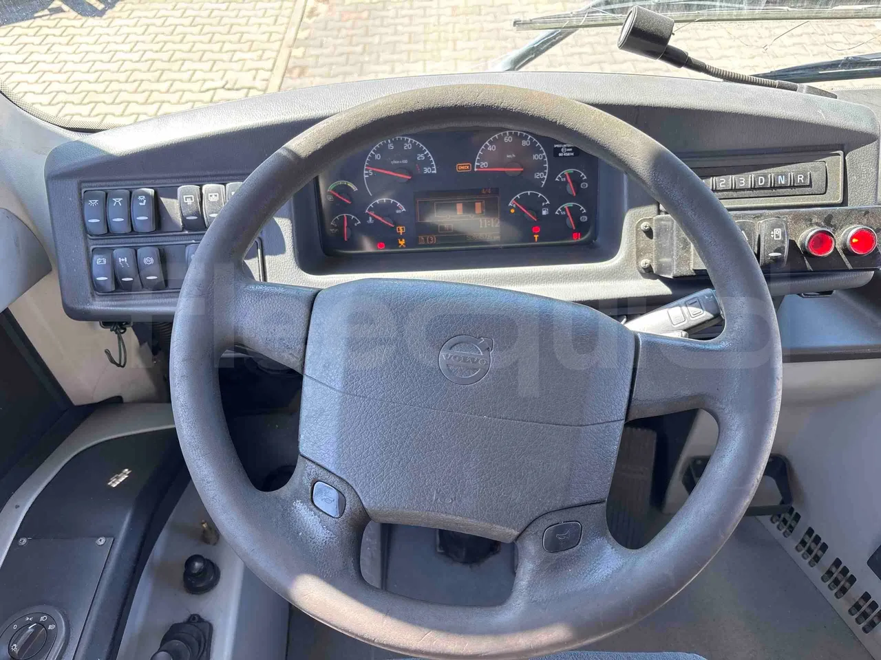 Volvo 8900LE B7R - EUR5 - 213kW - 12.097m - steering wheel photo