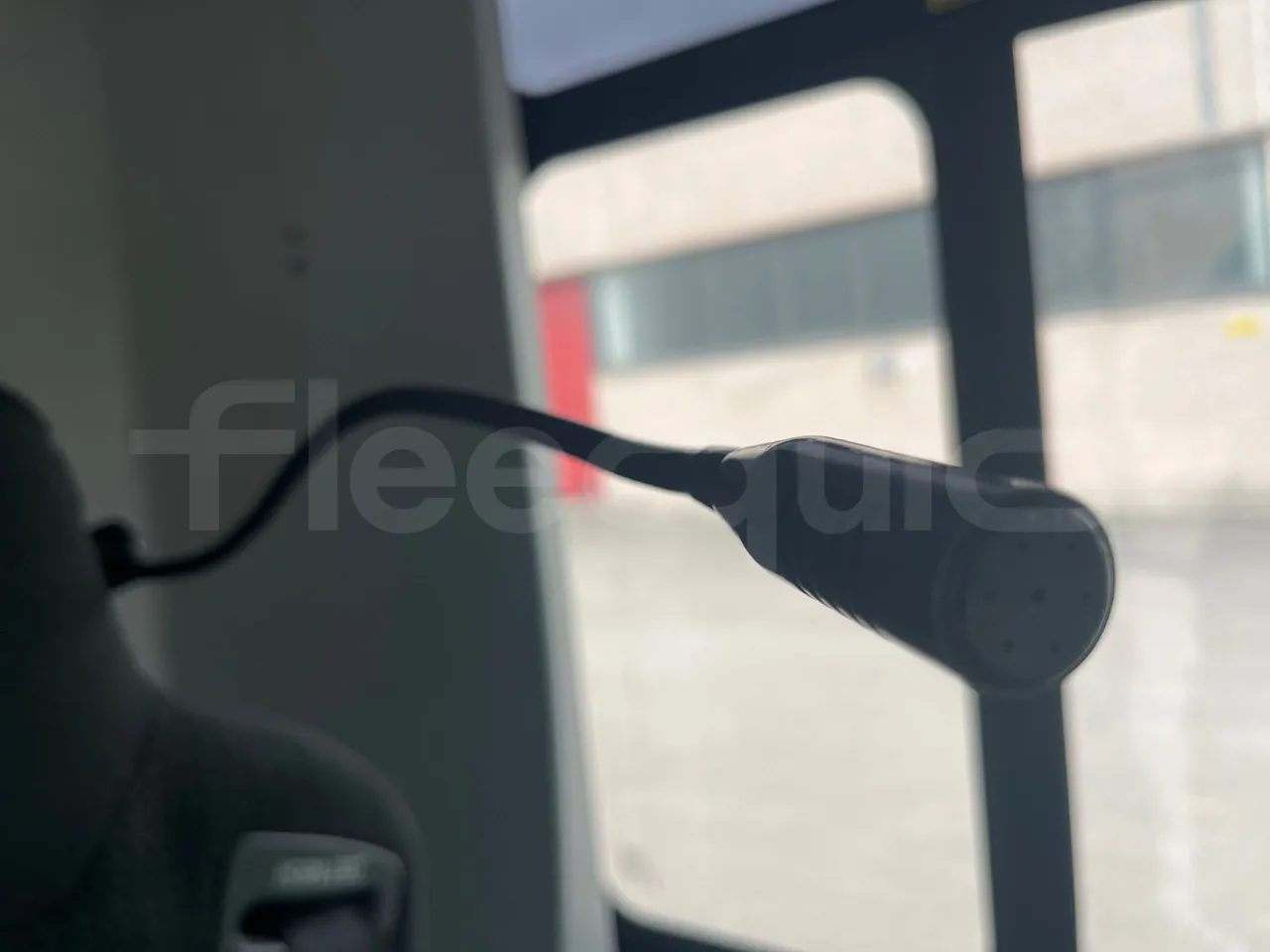 Volvo B4SC 7900  - Euro6 - 177kW - 12.134mt - hostes microphone accessories photo
