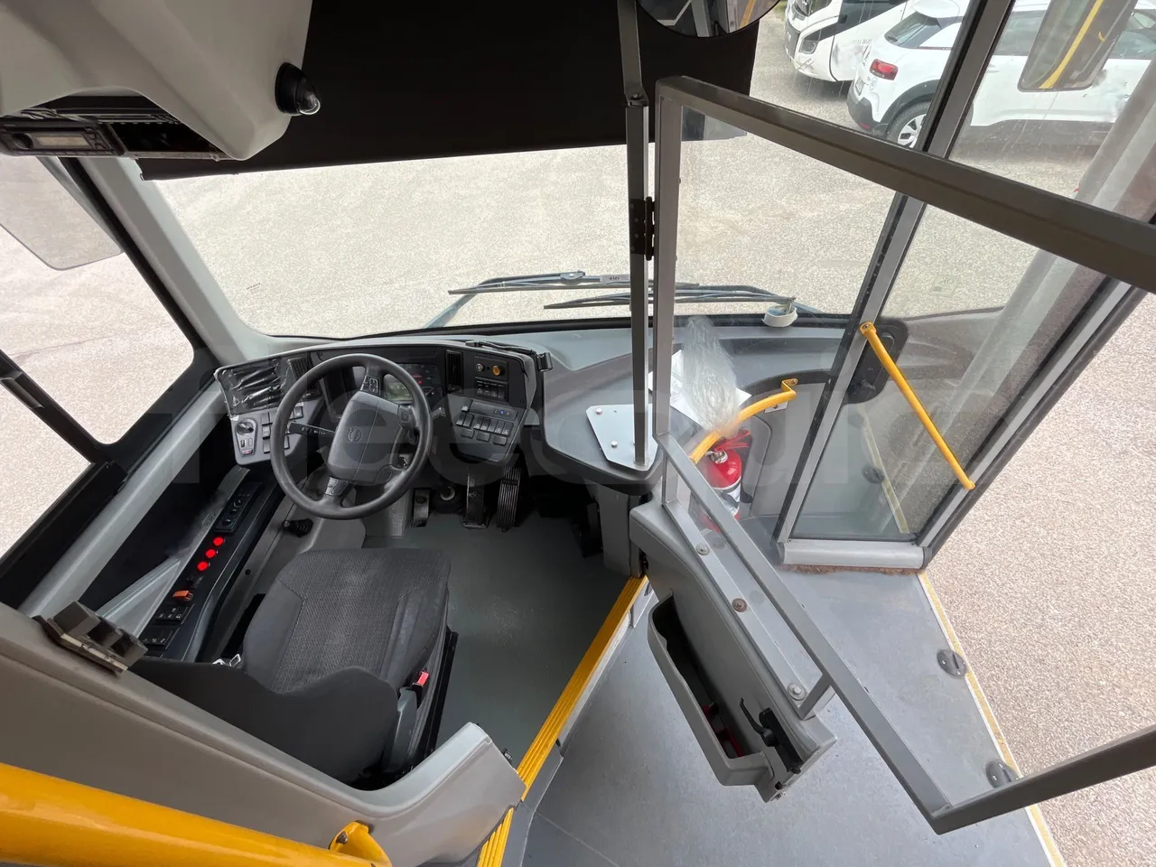 Volvo B4SC 7900  - Euro6 - 177kW - 12.134mt - buttons panels on