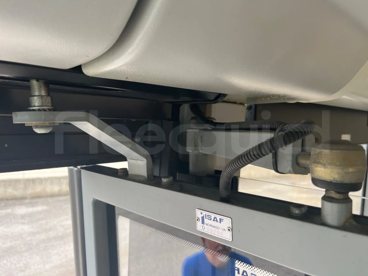 Volvo B4SC 7900  - Euro6 - 177kW - 12.134mt - door mechanism photo