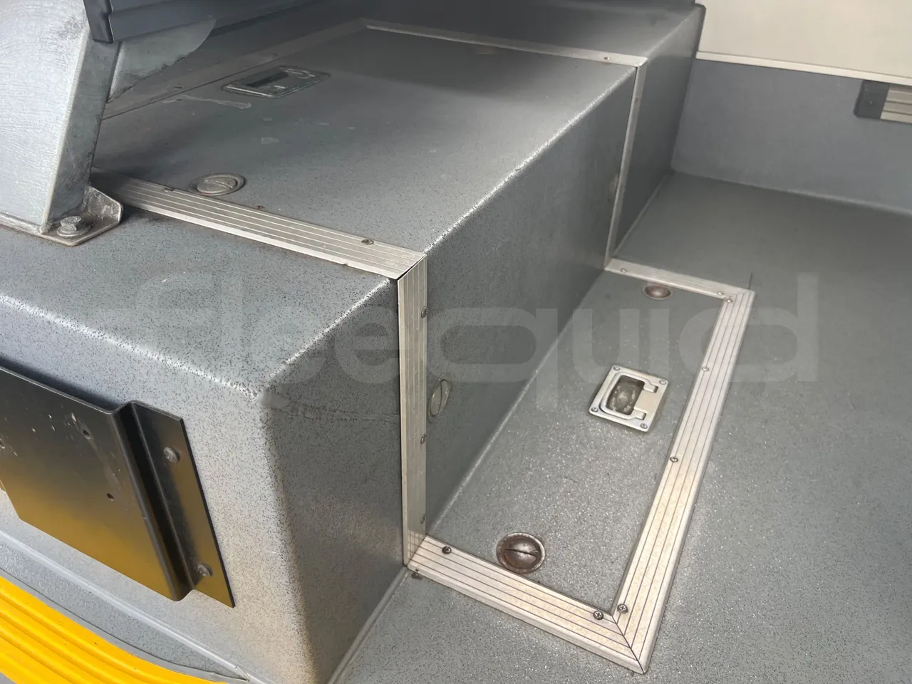 Volvo B4SC 7900  - Euro6 - 177kW - 12.134mt - floor hatches photo