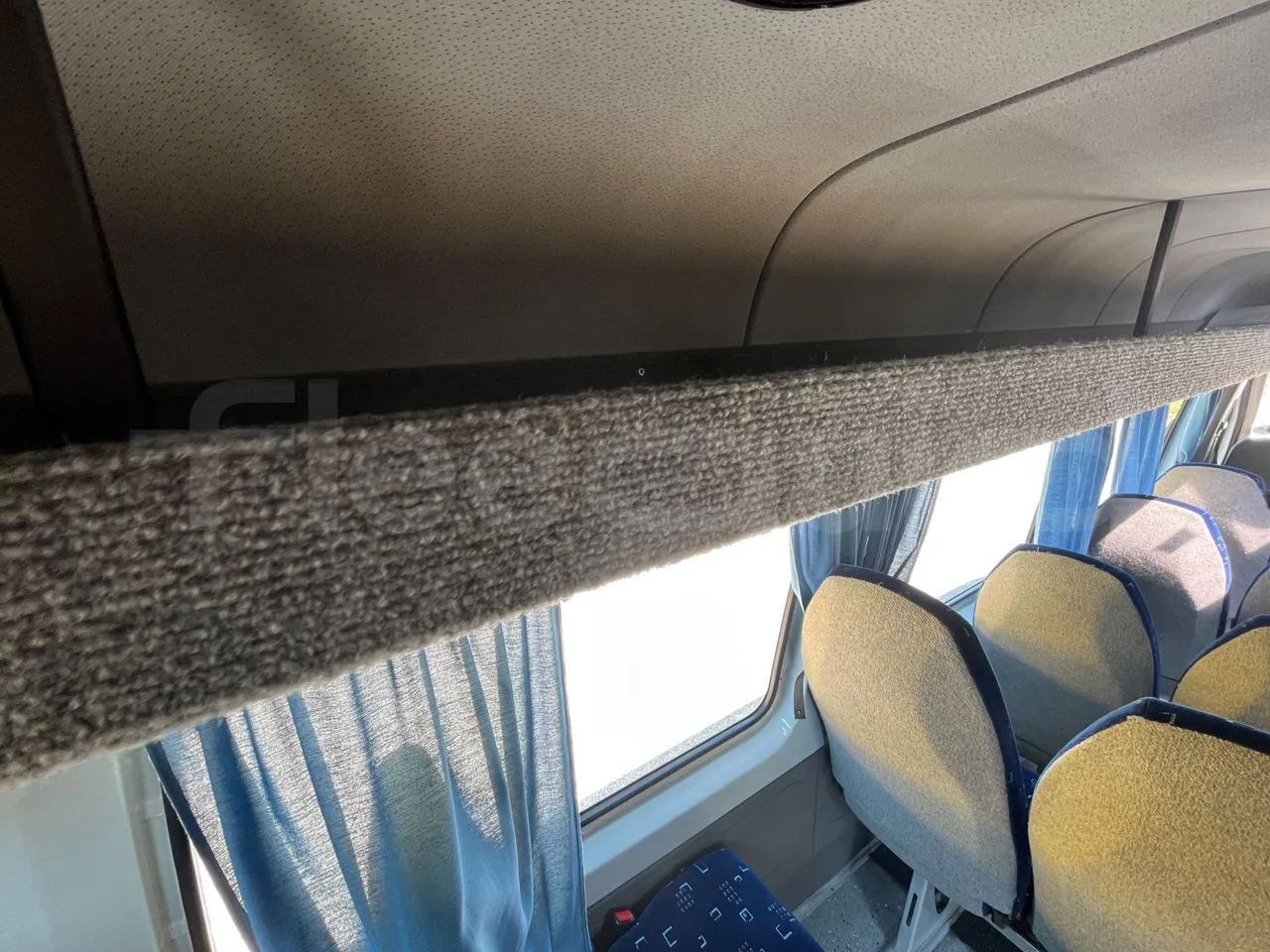Mercedes-Benz MB906 BB50/Euro 6 - 120 Kw - 7,361 Mt - interior reverse seats driver height (mandatory for bus to scrap)