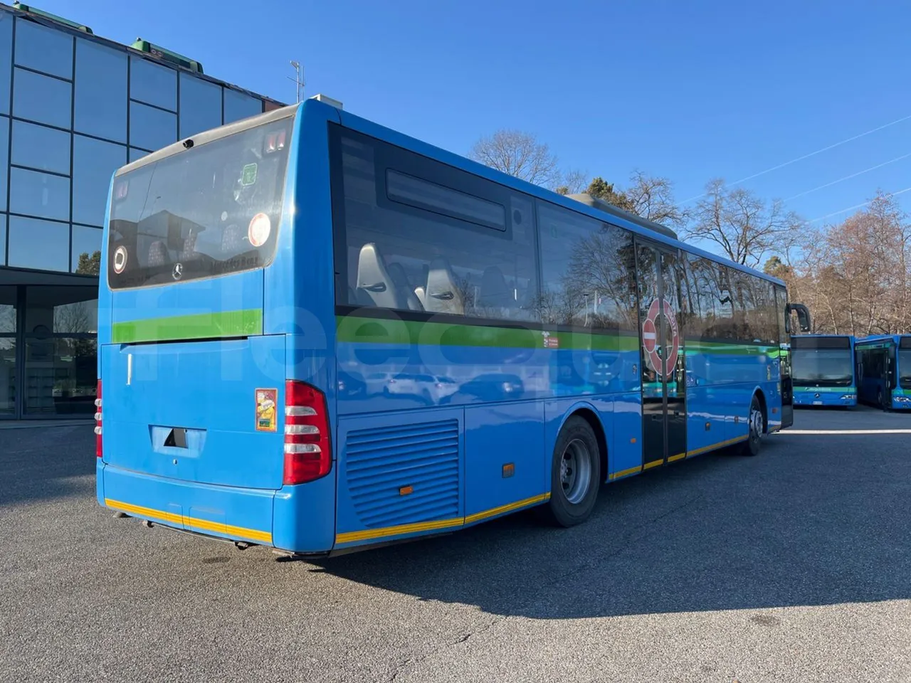 Mercedes-Benz Integro E5 4 - Euro5 - 220kW - 12.140mt - 3/4 right rear doors closed