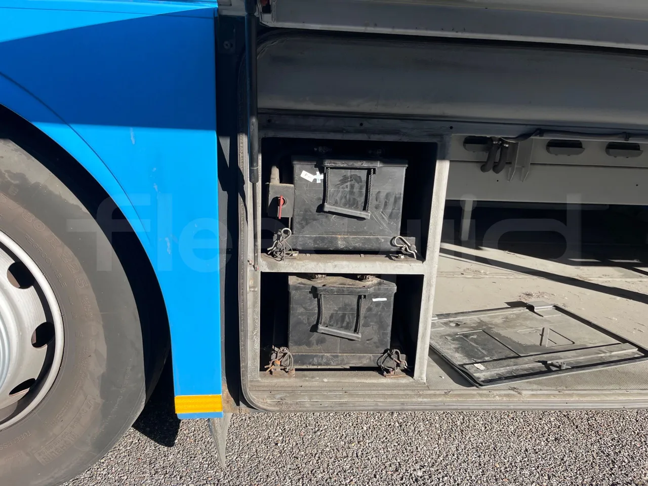 Mercedes-Benz Integro E5 4 - Euro5 - 220kW - 12.140mt - external compartments photo