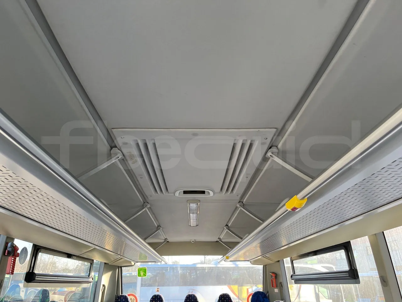 Mercedes-Benz Integro E5 4 - Euro5 - 220kW - 12.140mt - roof hatch 1