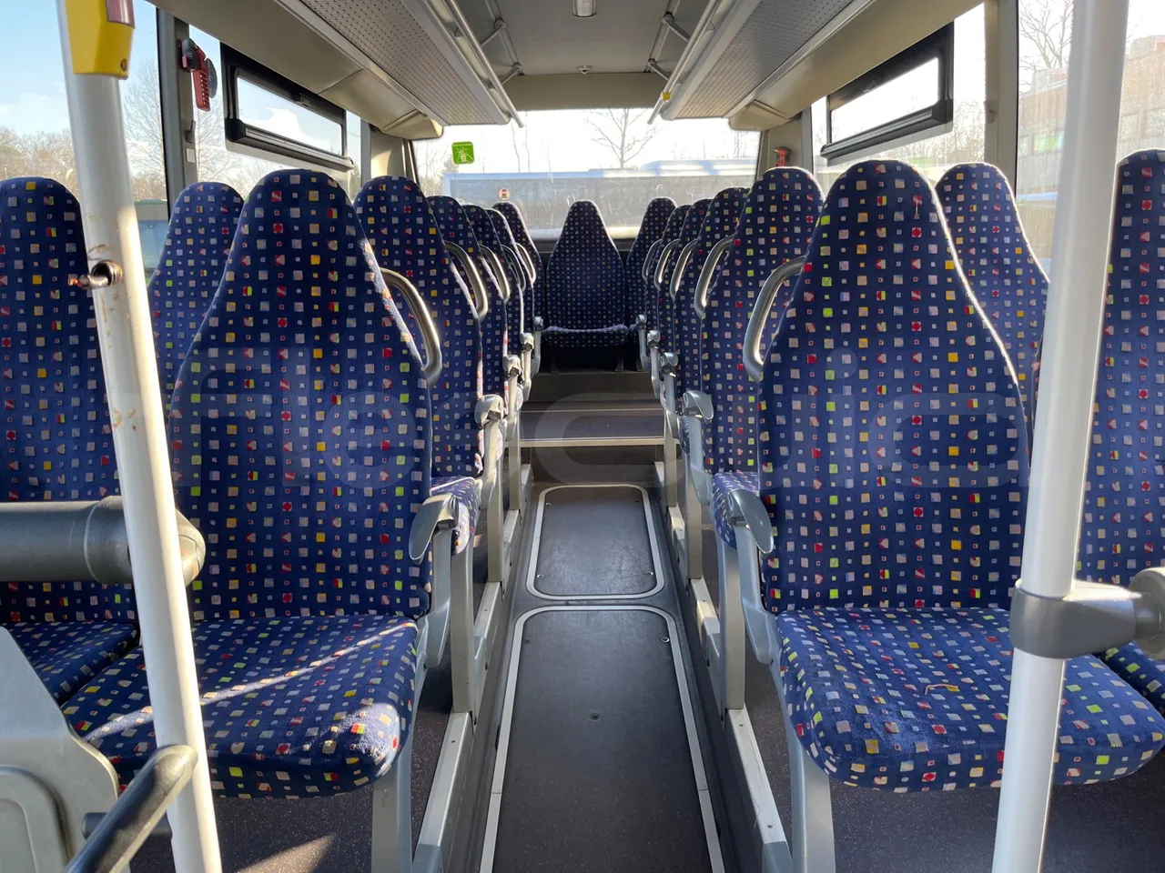 Mercedes-Benz Integro E5 4 - Euro5 - 220kW - 12.140mt - reverse view middle aisle