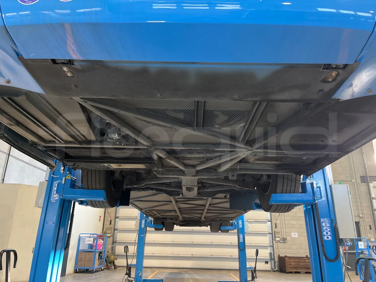 Mercedes-Benz Integro E5 4 - Euro5 - 220kW - 12.140mt - front undercarriage from front