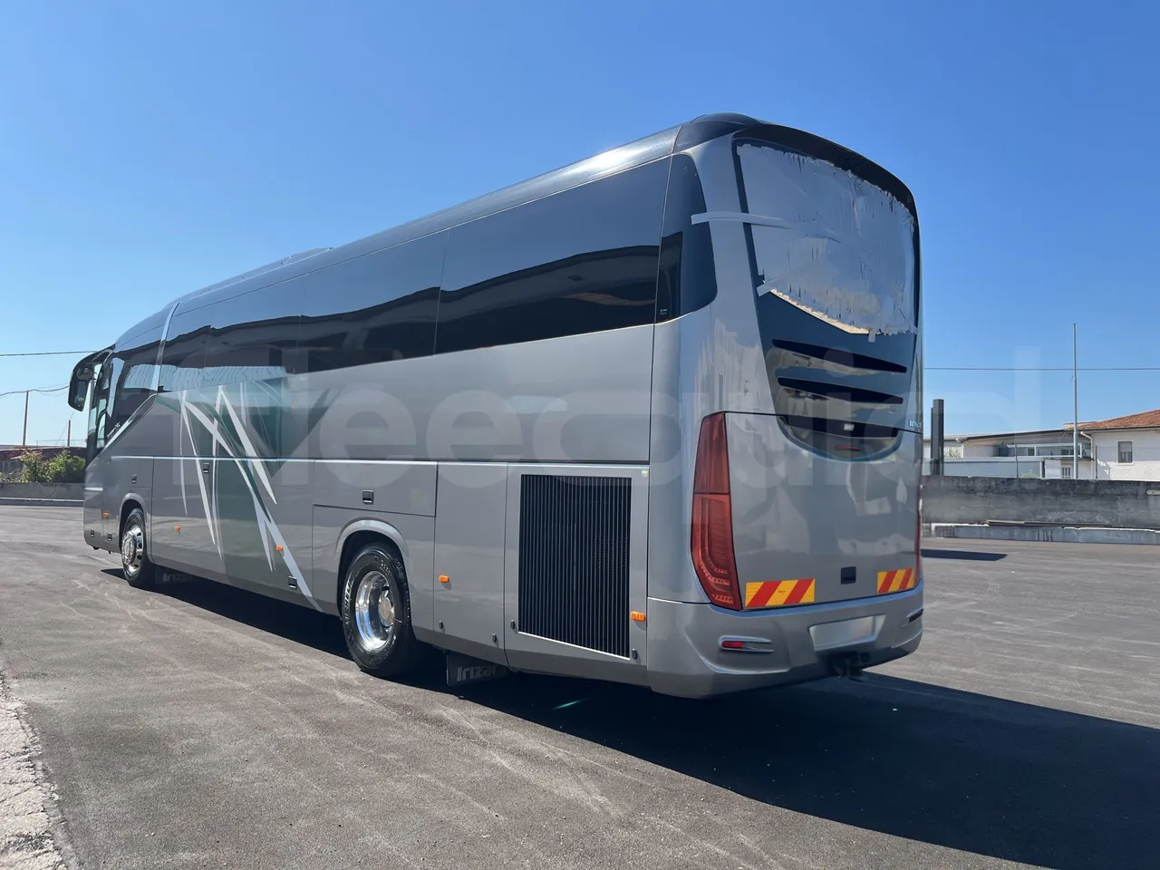 Irizar i6 - 3/4 Rear Left Side