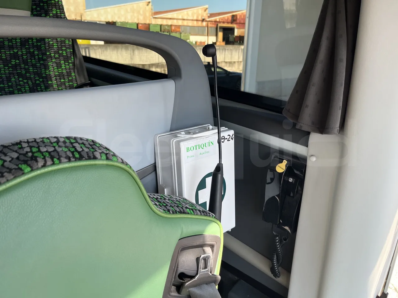 Irizar i6 - Driver Microphone