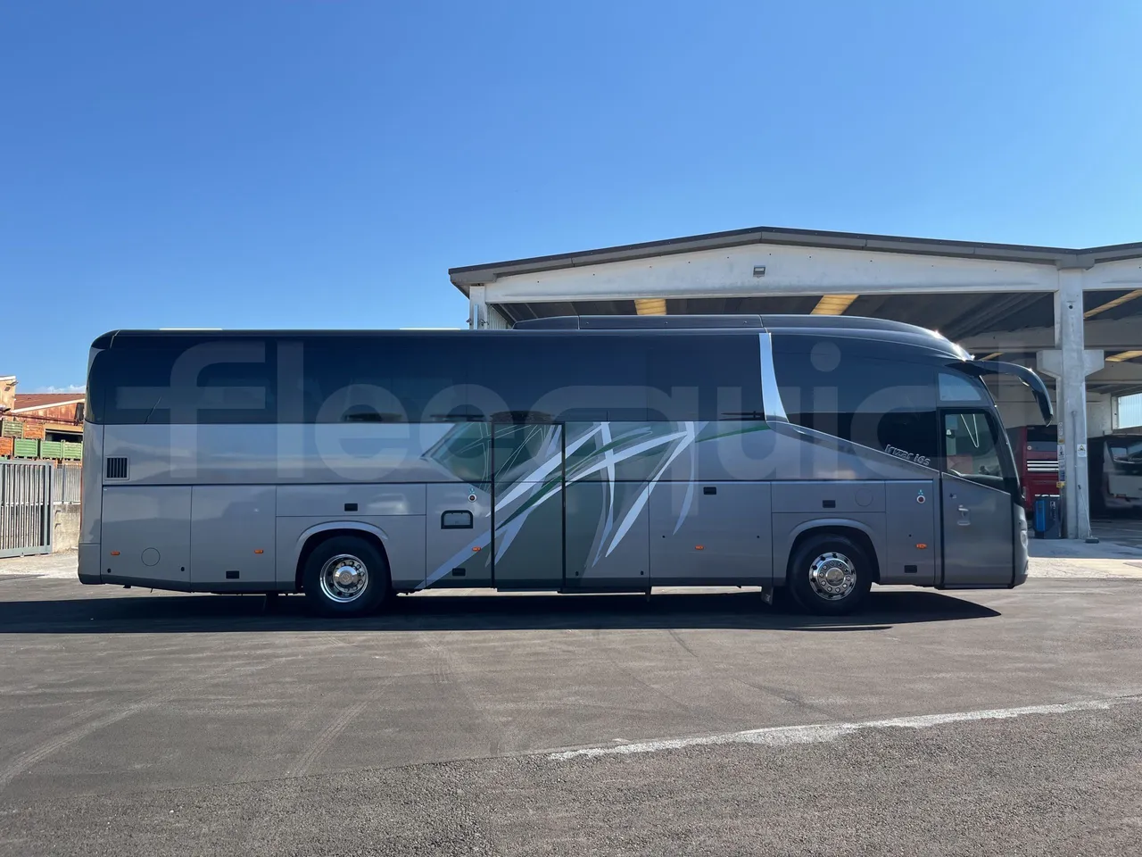 Irizar i6 - Right Side