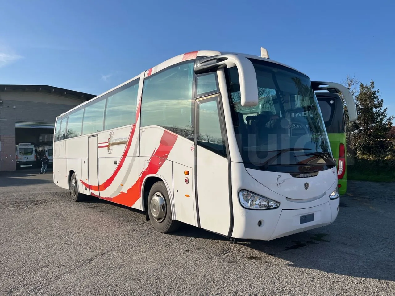 Irizar Scania K380EB - EUR4 - 279kW - 12m - 3/4 front right doors