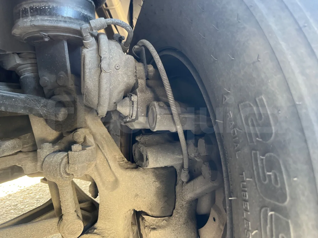 Irizar Scania K380EB - EUR4 - 279kW - 12m - front brake calipers left