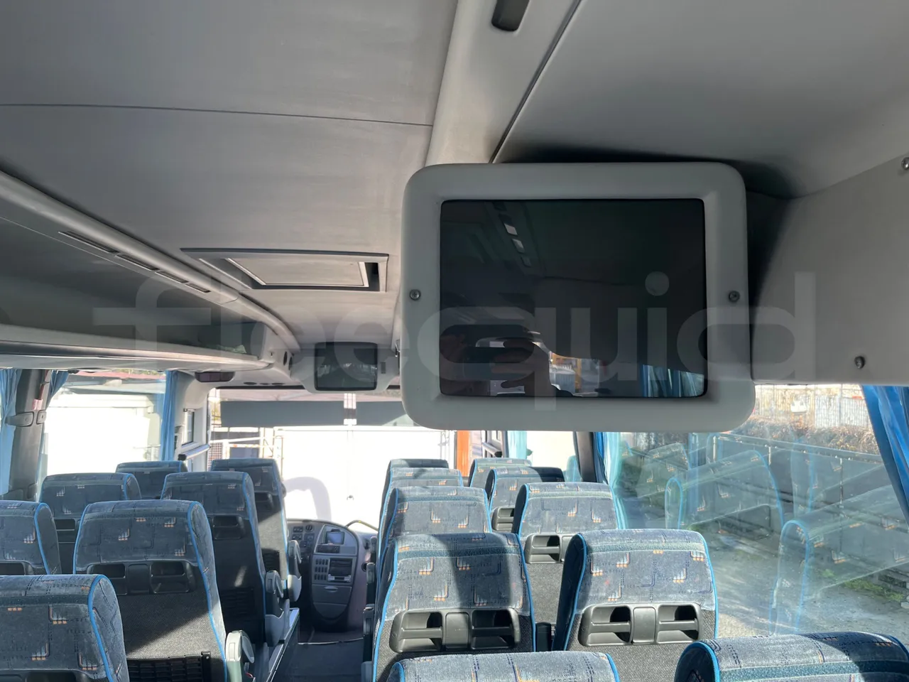 Irizar Scania K380EB - EUR4 - 279kW - 12m - monitor detail photo