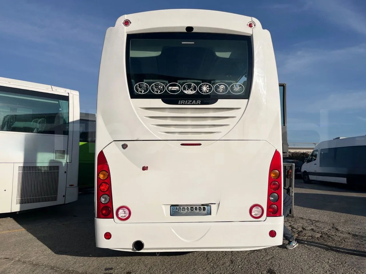 Irizar Scania K380EB - EUR4 - 279kW - 12m - rear hatch closed
