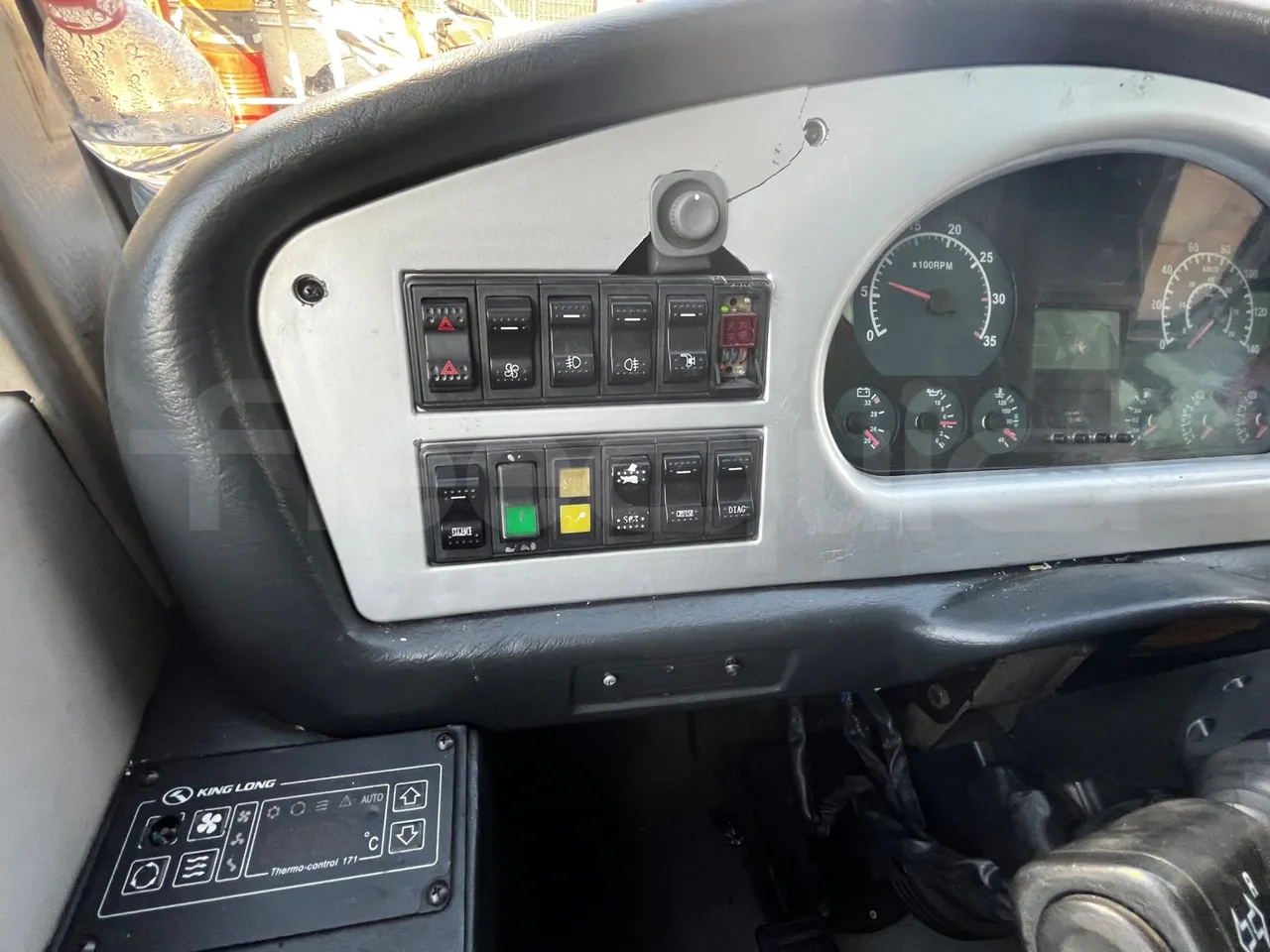 King Long XMQ6900 XMQ6900 - Euro5 - 178kW - 8.995mt - onboard devices 1