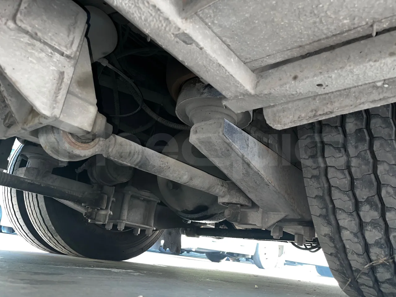 King Long XMQ6900 XMQ6900 - Euro5 - 178kW - 8.995mt - central axle (18m)